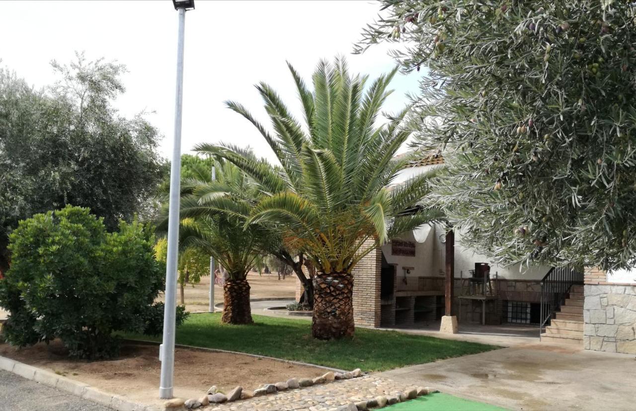 Burguillos de ToledoCasa Rural La Amistad别墅 外观 照片