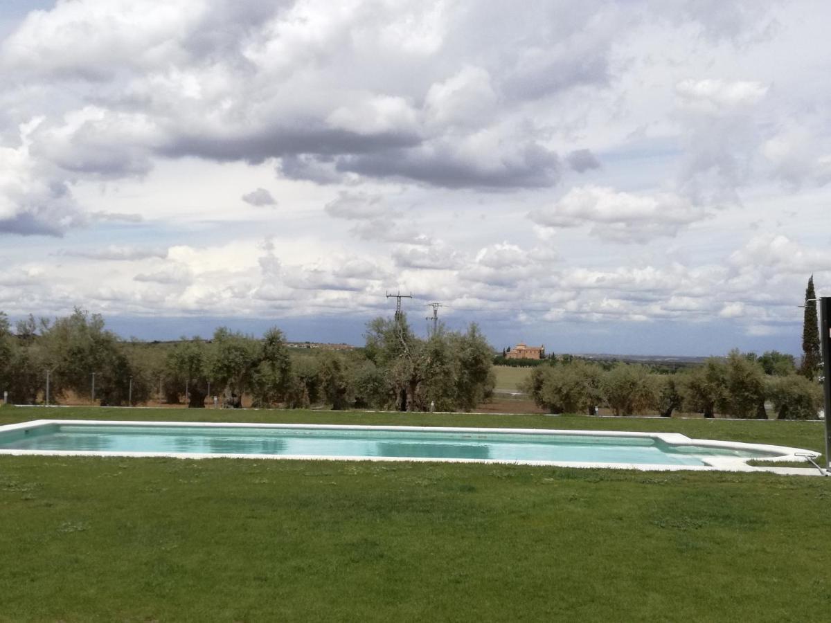 Burguillos de ToledoCasa Rural La Amistad别墅 外观 照片
