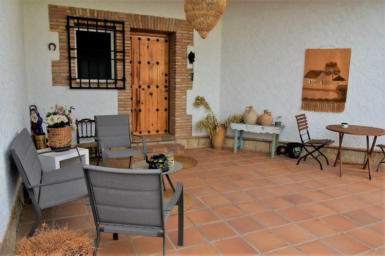 Burguillos de ToledoCasa Rural La Amistad别墅 外观 照片