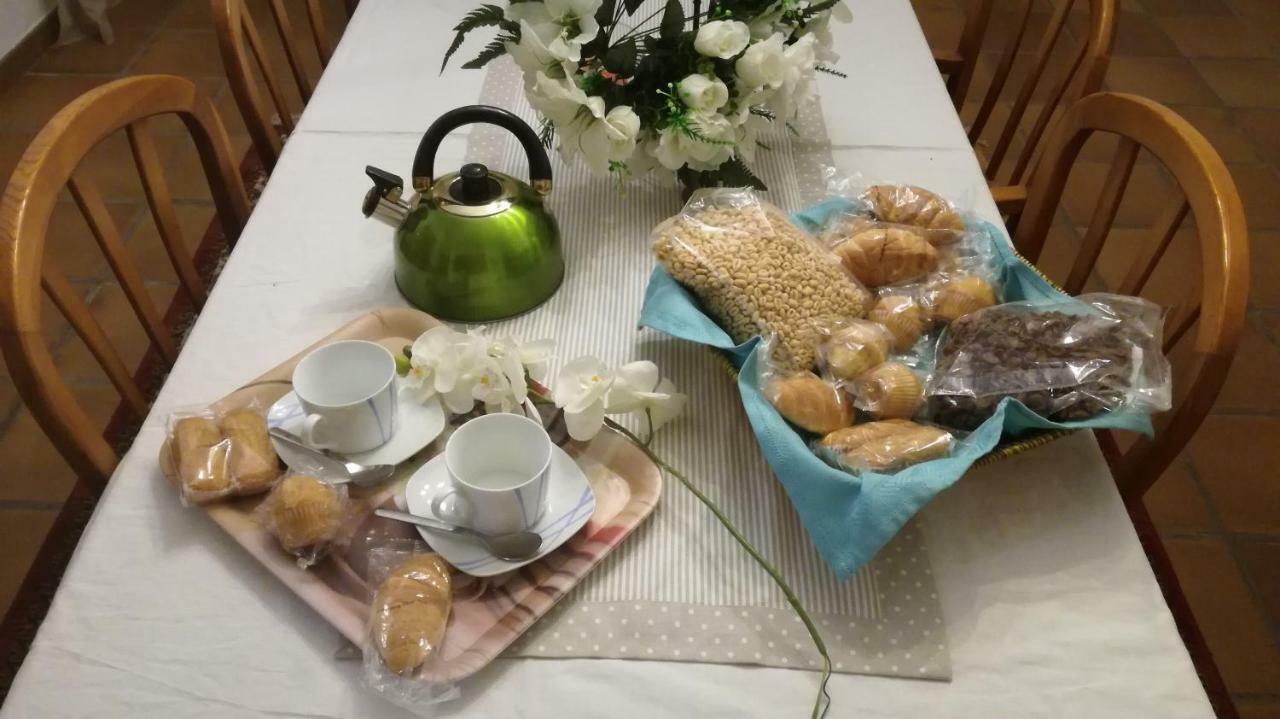 Burguillos de ToledoCasa Rural La Amistad别墅 外观 照片
